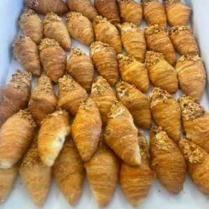 Croissant relleno de Kinder Bueno